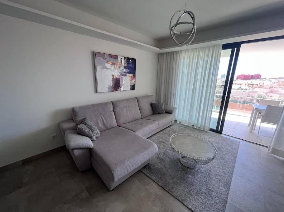 Infinity Estepona Centro Exterior photo