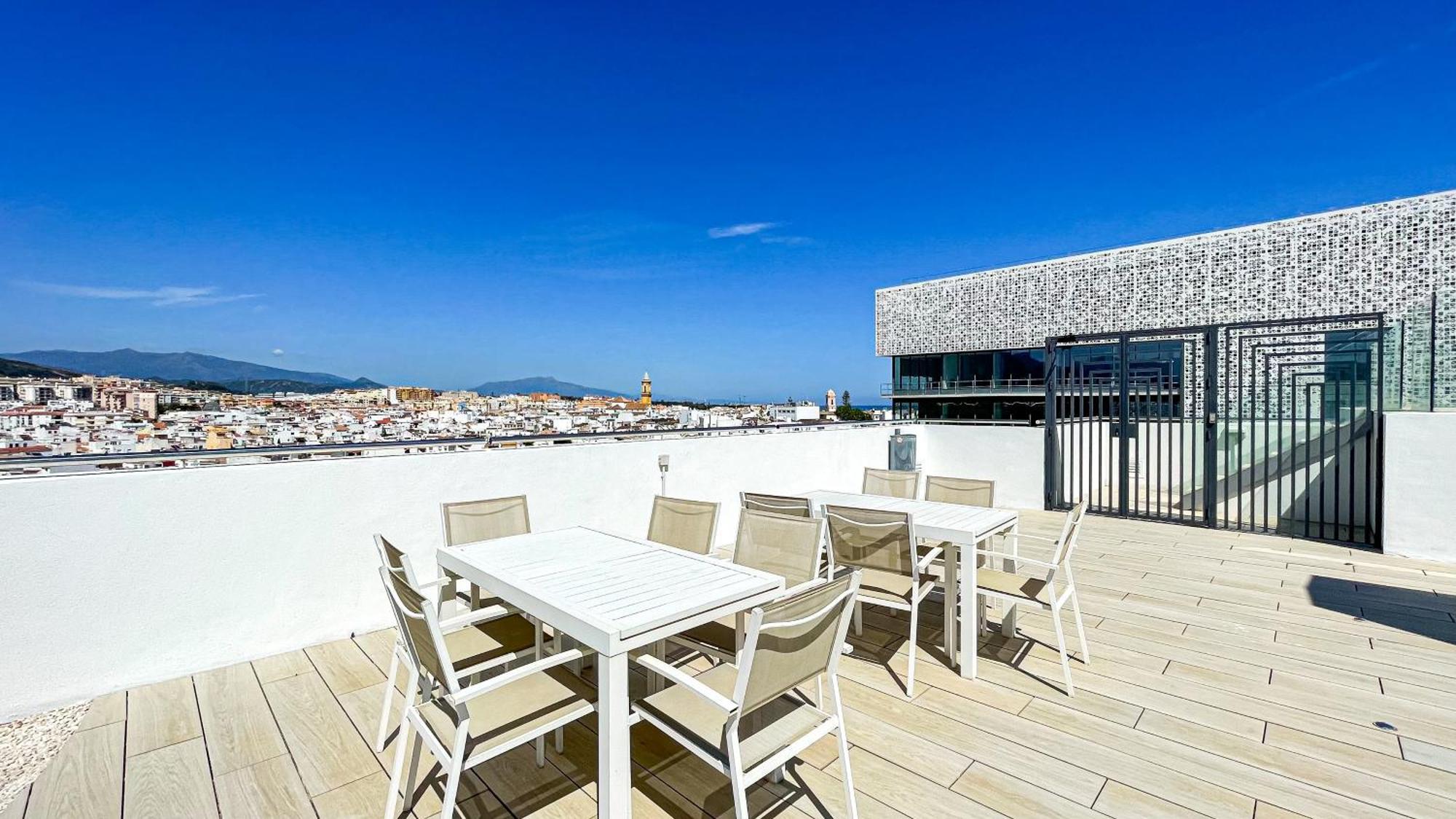 Infinity Estepona Centro Exterior photo